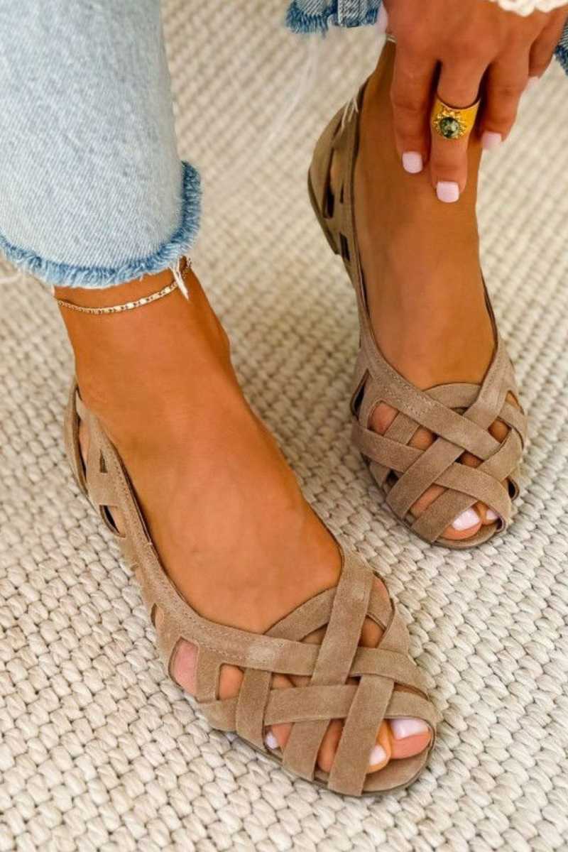 Caterina™ | Woven Crossover Sandals