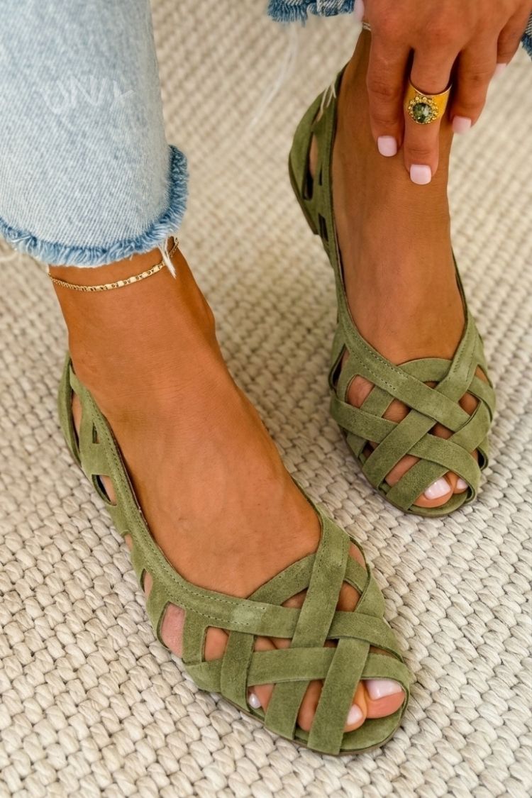 Caterina™ | Woven Crossover Sandals