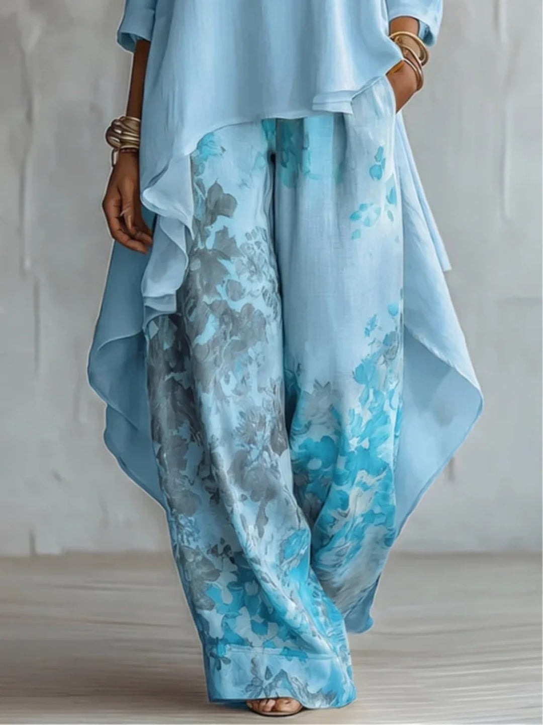 Ginevra | Asymmetrical Fluid Floral Set