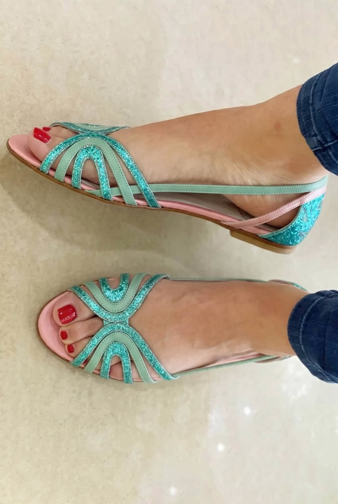 Eleonora™ | Golden Glow Sandals